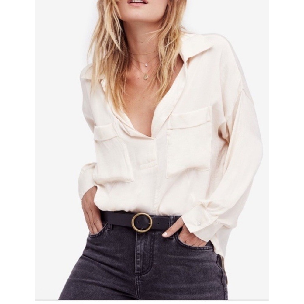 Free People Starry Dreams Pullover Blouse Ivory Cream Satin V-Neck Tunic Size XS